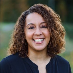 Meet your Posher, Carolyn